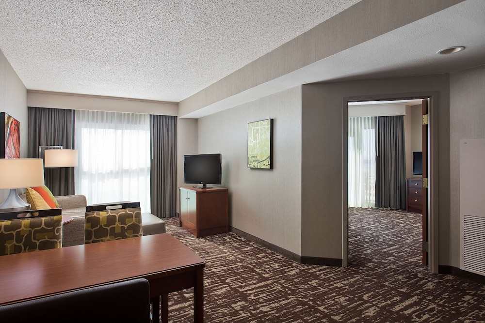 Embassy Suites by Hilton Dallas Frisco Hotel & Convention Center - photo 19