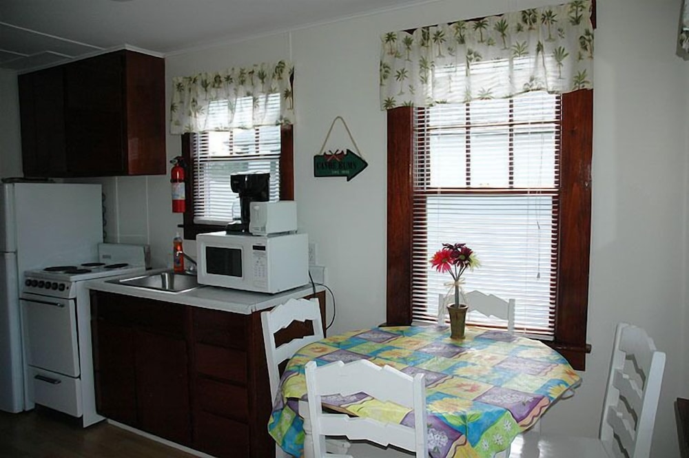 Channel Watefront Cottages - photo 69