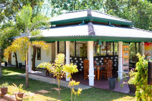 J&J resort - last minute hotel in Unknown City
