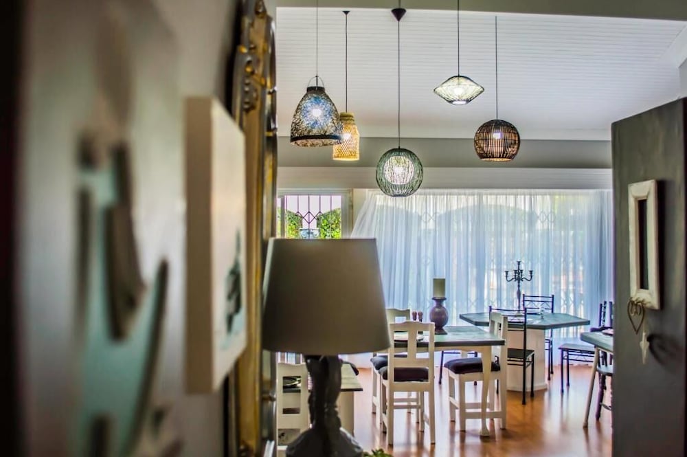 Oh So You Guesthouse — 4-Star Luxury Hotel in Kroonstad, South Africa
