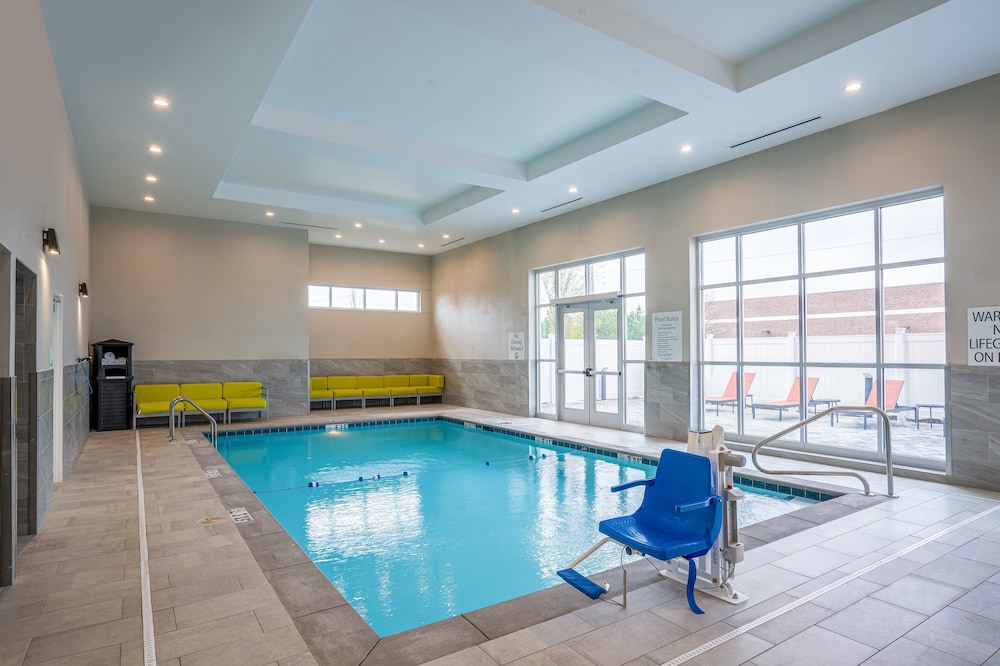 Holiday Inn & Suites Memphis Southeast Germantown by IHG - photo 14