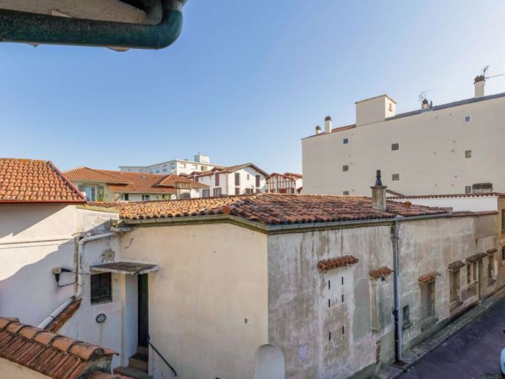 La Pergola 34729 in Saint-Jean-De-Luz, France