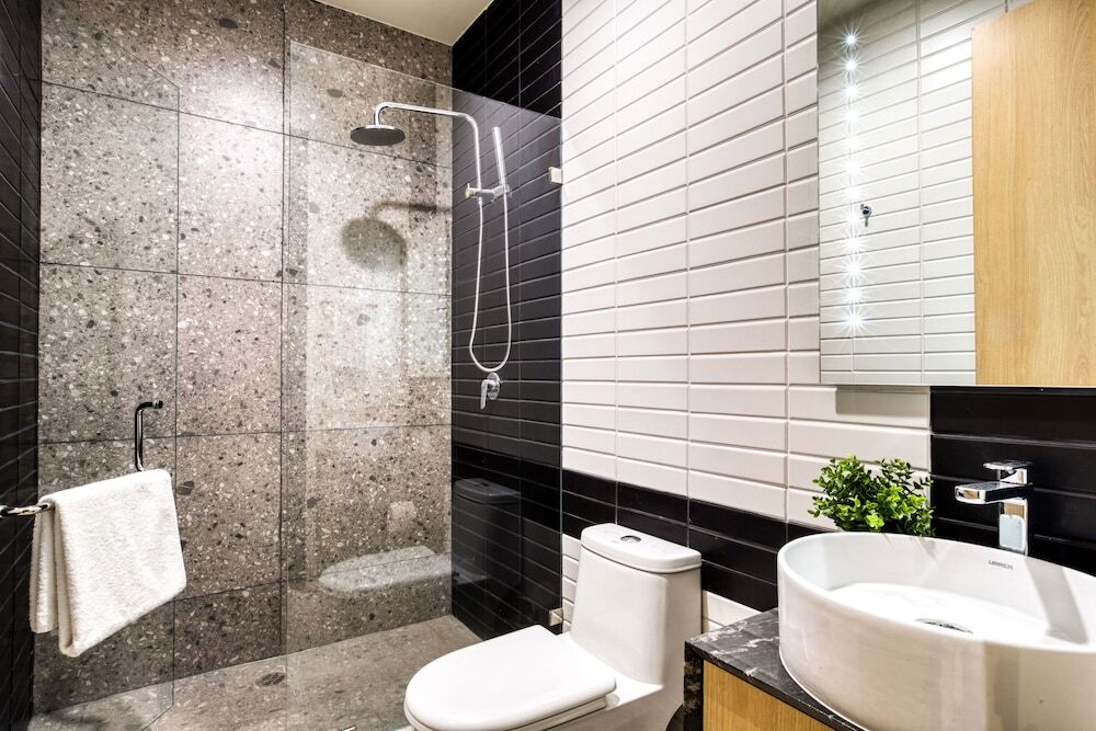Downtown Designer Apartments by ULIV