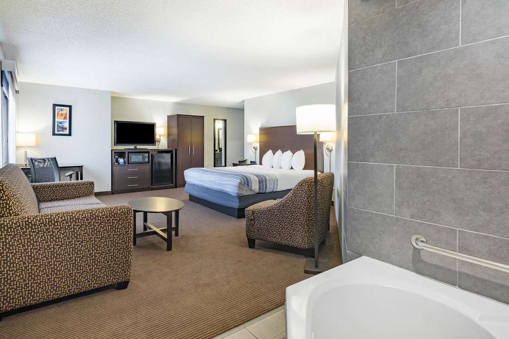 AmericInn by Wyndham Plover Stevens Point - photo 19