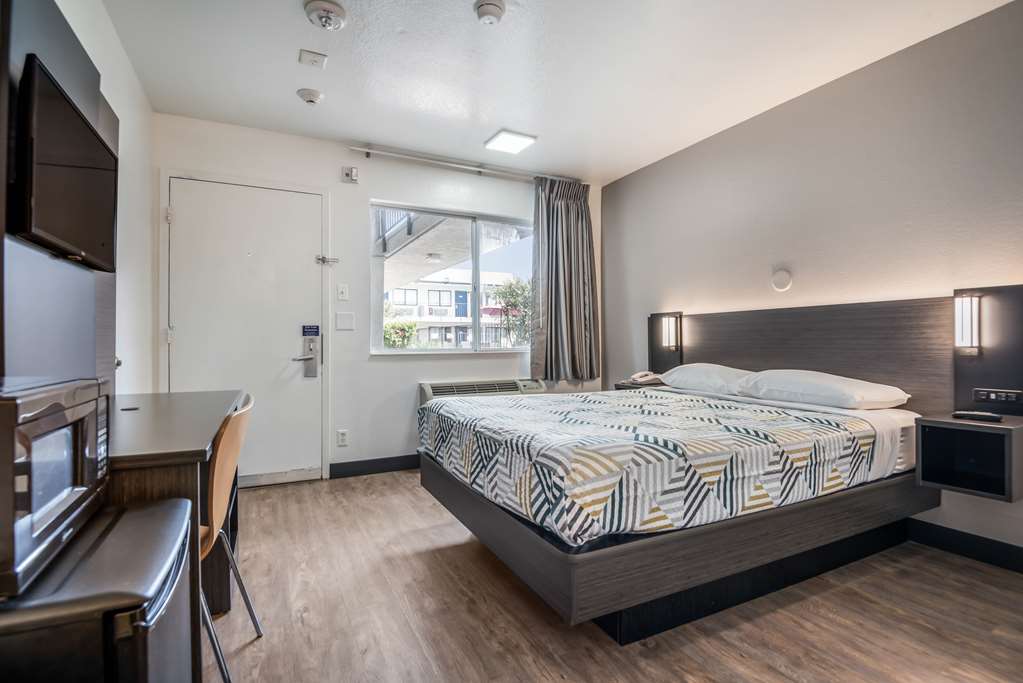 Motel 6 College Station TX Bryan - photo 11