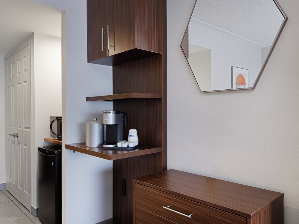 Holiday Inn Express & Suites Augusta West Fort Gordon by IHG - photo 10