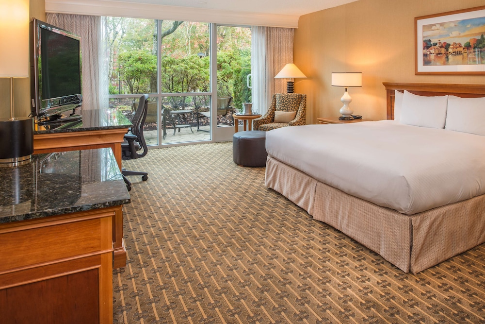 Hilton Seattle Airport & Conference Center - photo 10