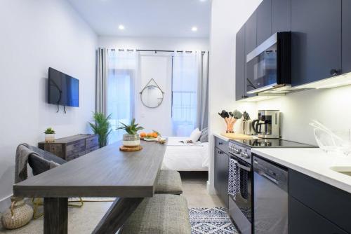 3 2 NEW Prime E Village Private outdoor - photo 4