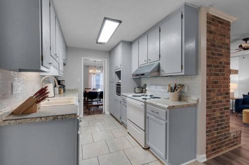 Quiet Retreat Perdido Bay Golf Perdido Orange Beach — 4-Star Luxury Hotel in Pensacola, United States