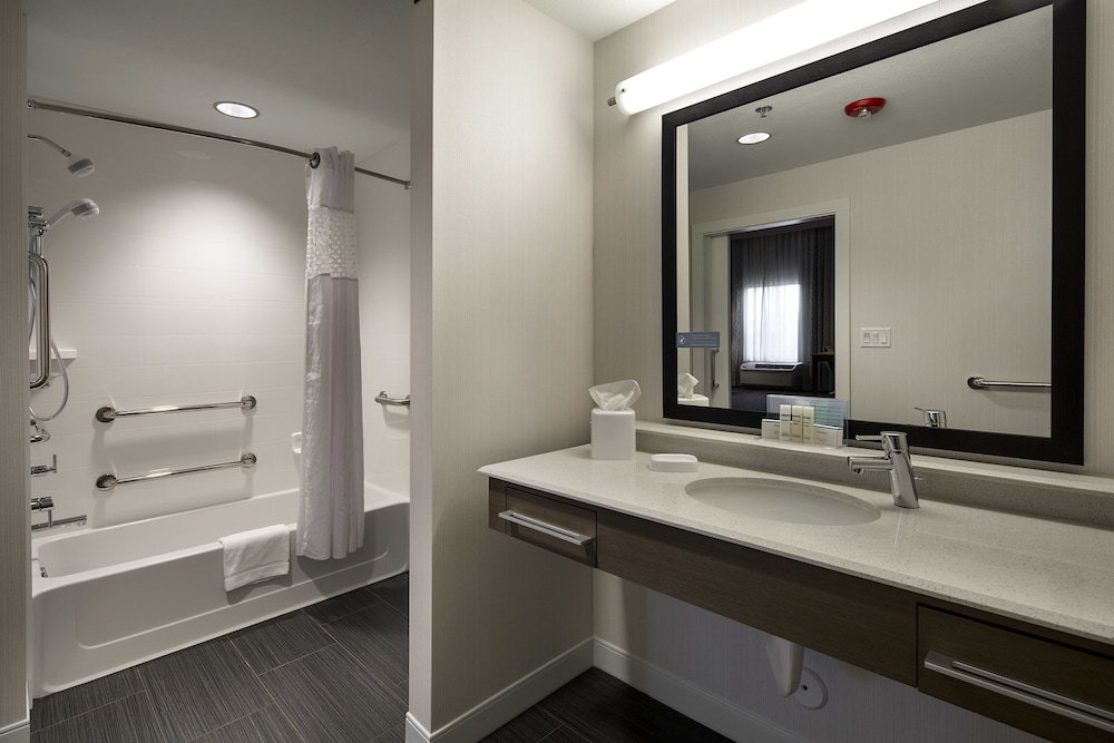 Hampton Inn & Suites Page Lake Powell - photo 15