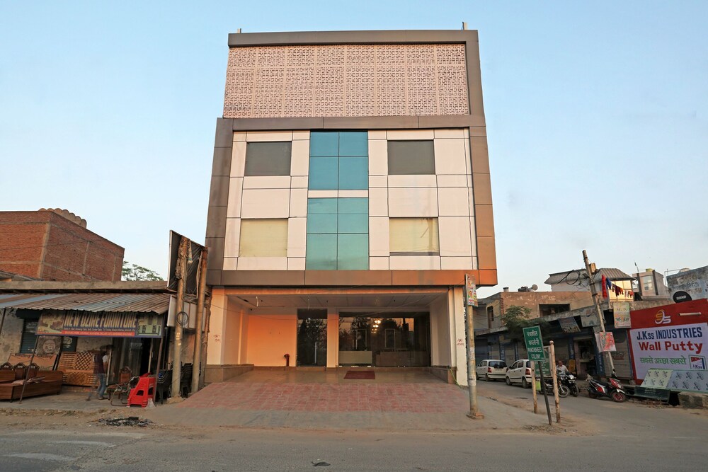 Hotel Fortune Stay — Ghaziabad