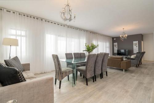 Century City Apartments