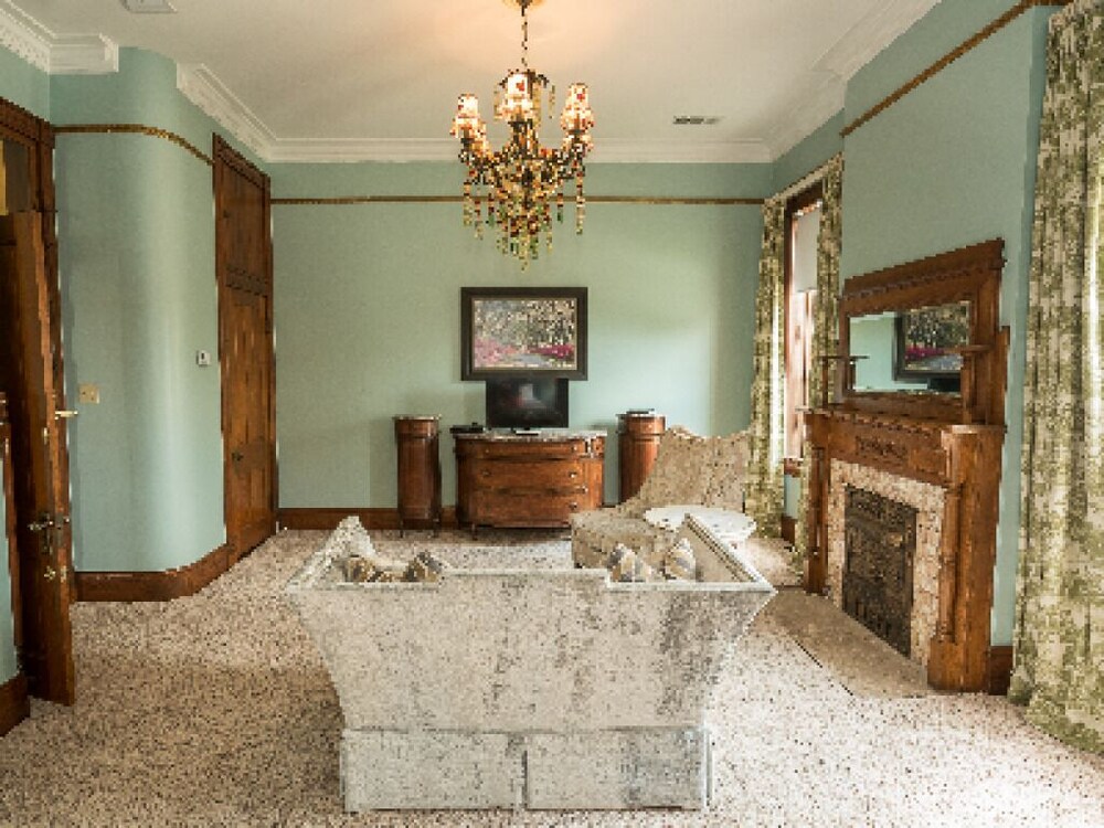 The Olivia Mansion - photo 16