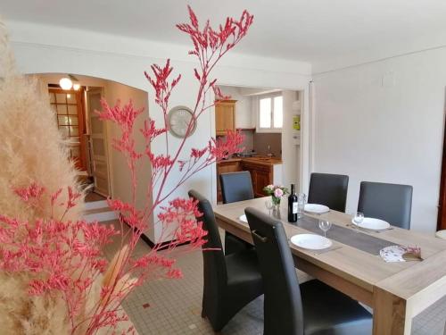 Le Murier En Ardeche 4 Personnes Avec Sauna - carbon neutral hotel in Unknown City