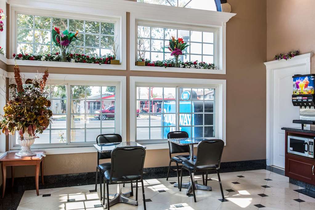 Rodeway Inn Cypress Buena Park - photo 7