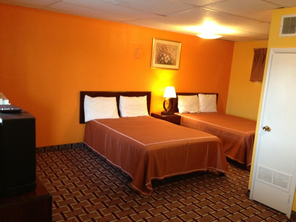 Red Carpet Inn Niagara Falls - photo 27