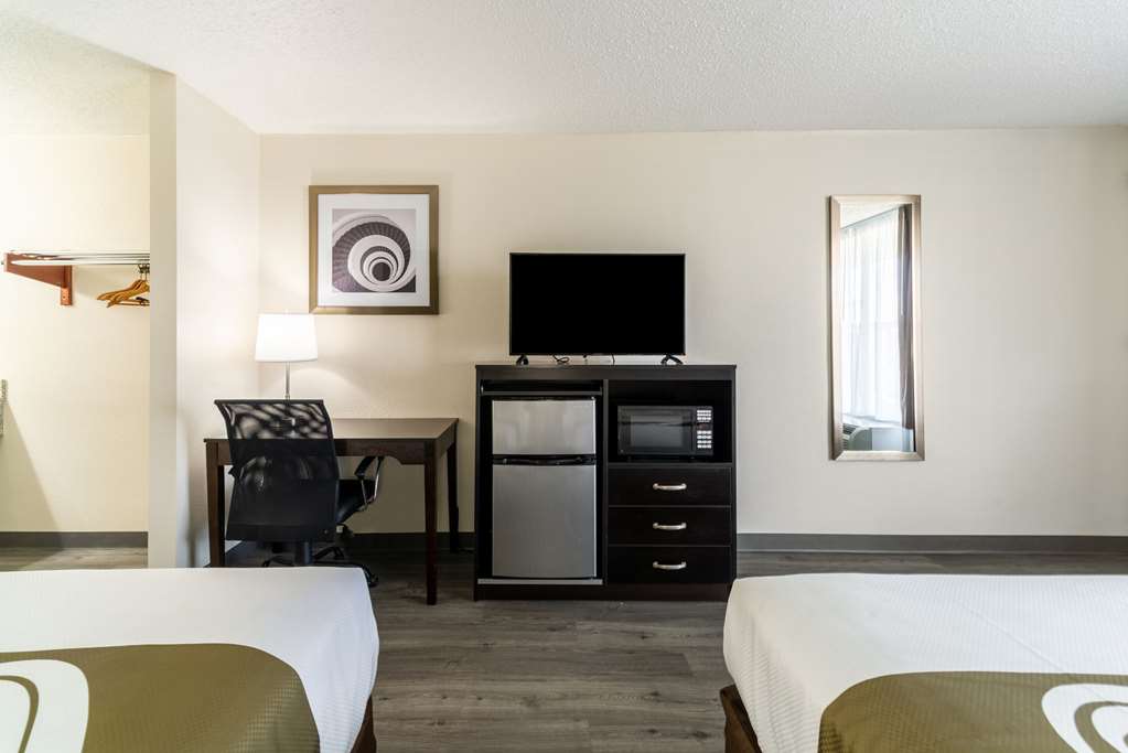 Quality Inn & Suites Vandalia near I 70 and Hwy 51 - photo 20