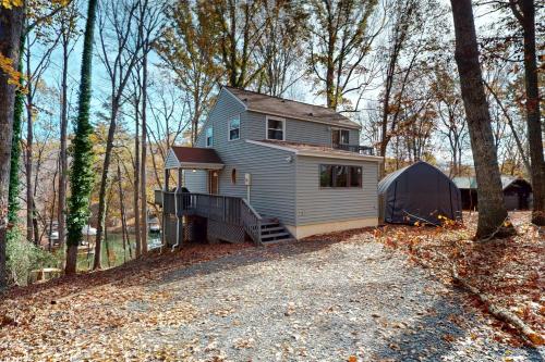 Lakeside Park - carbon neutral hotel in Unknown City