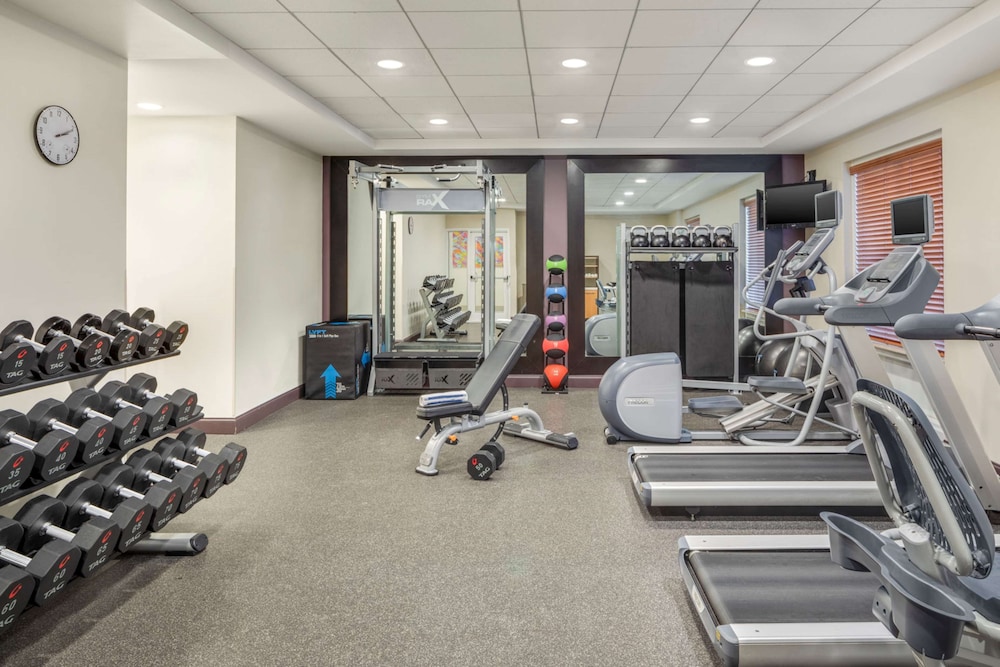 Hilton Garden Inn Miami Airport West - photo 17