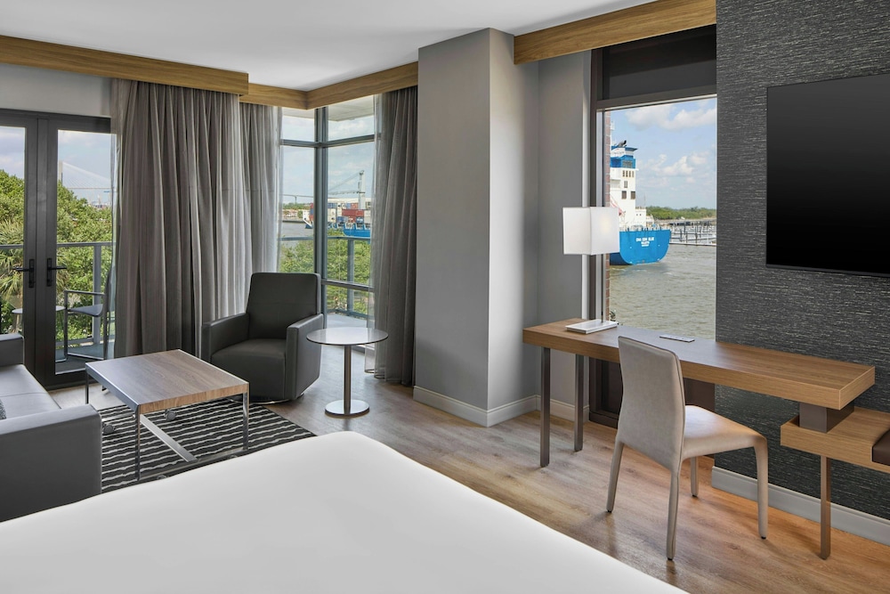 AC Hotel Savannah Historic District - photo 39