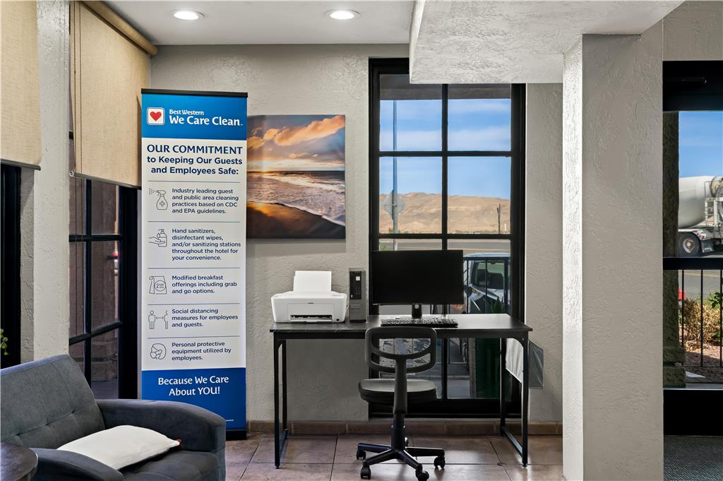 Best Western Desert Villa Inn - photo 11