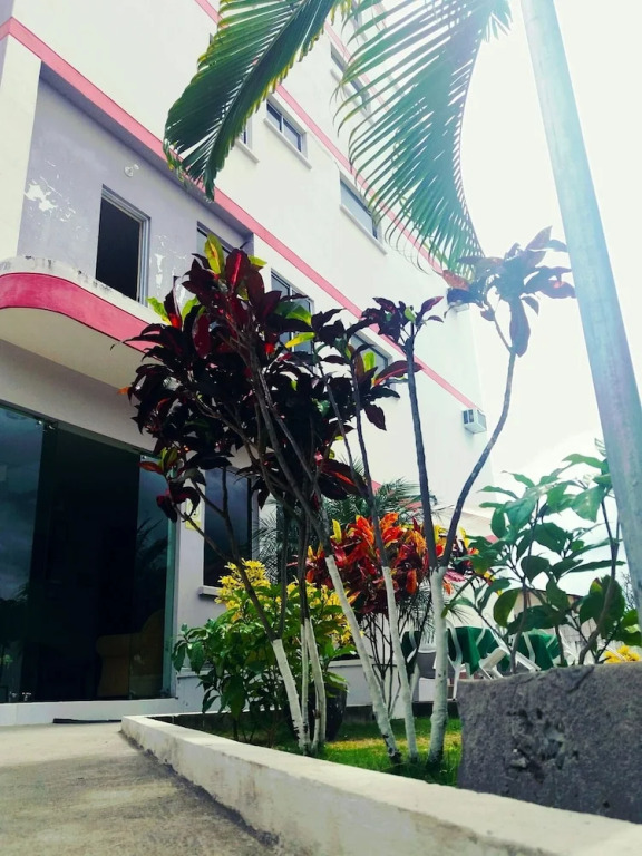 Hotel Salduba — Unknown City