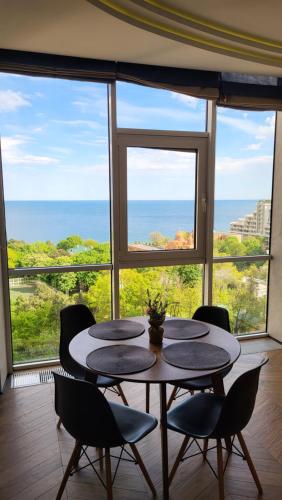 Sea view apartment in Arcadia Gagarin Plato — 4-Star Luxury Hotel in Odessa, Ukraine