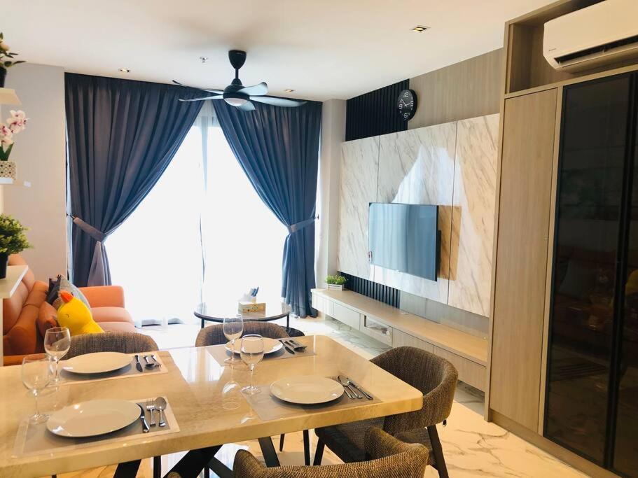 Lumi Tropicana Petaling Jaya 02 — 4-Star Luxury Hotel in Petaling Jaya, Malaysia