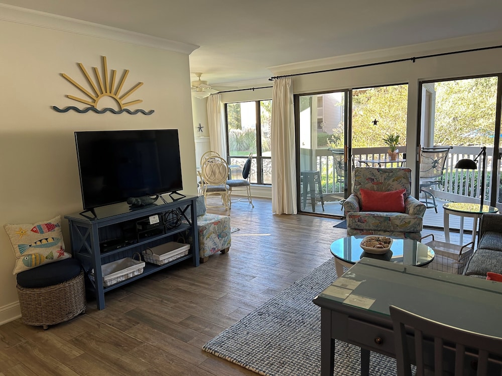 2410 Lighthouse Tennis at the Sea Pines Resort - photo 6
