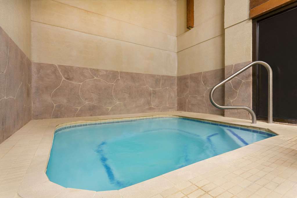 Ramada by Wyndham Cedar City - photo 23