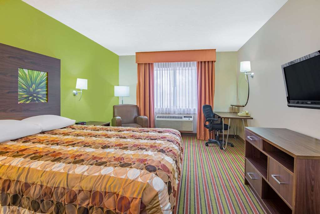 Super 8 by Wyndham Portales - photo 10