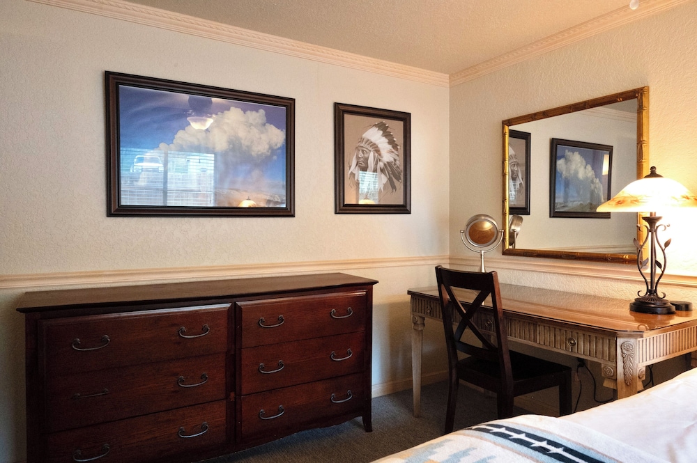 Yellowstone Gateway Inn - photo 23
