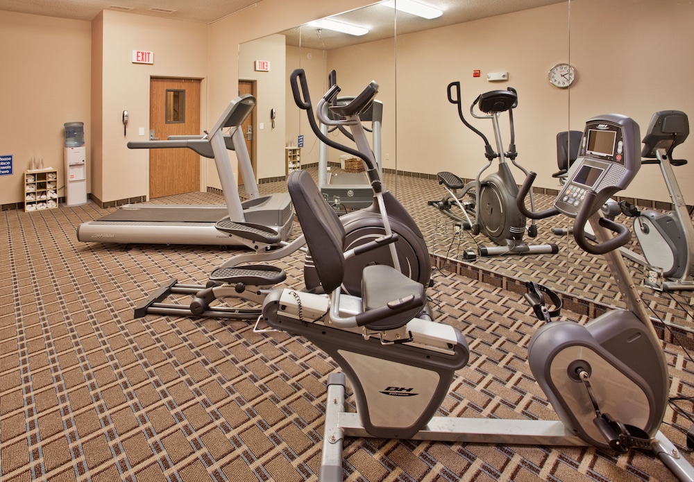 Holiday Inn Express Kansas City Liberty by IHG - photo 36