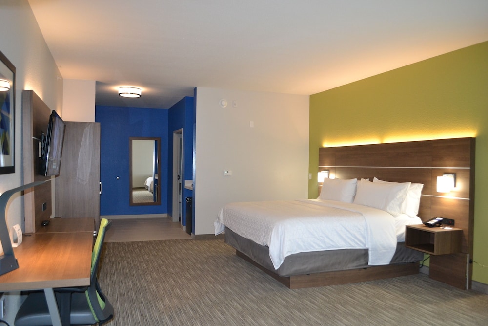 Holiday Inn Express Tallahassee University Central by IHG - photo 9