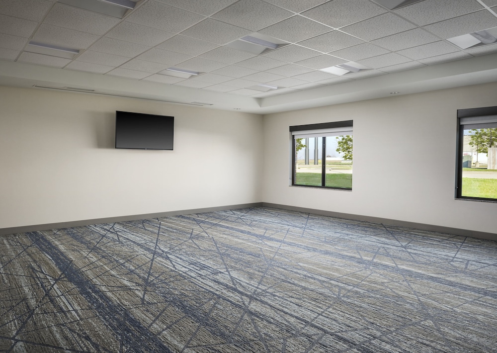Holiday Inn Express Hotel & Suites Peru Lasalle Area by IHG - photo 61