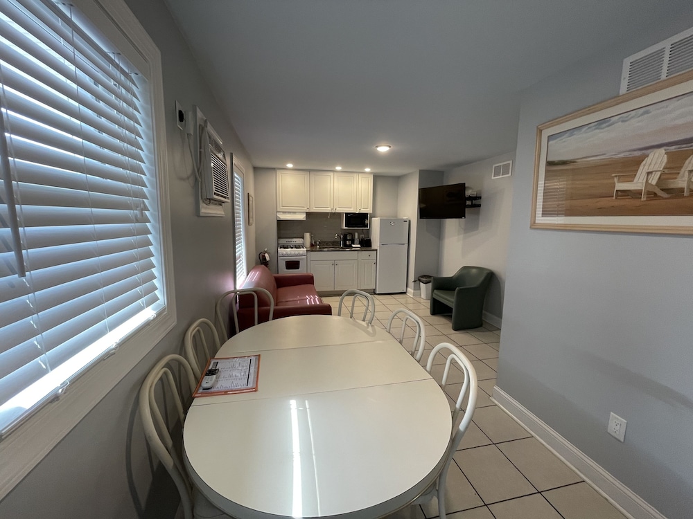 Rio Motel and Suites - photo 23