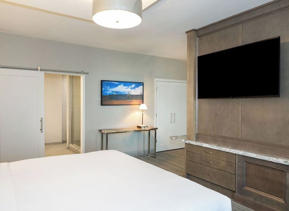 Hilton DFW Lakes Executive Conference Center - photo 12