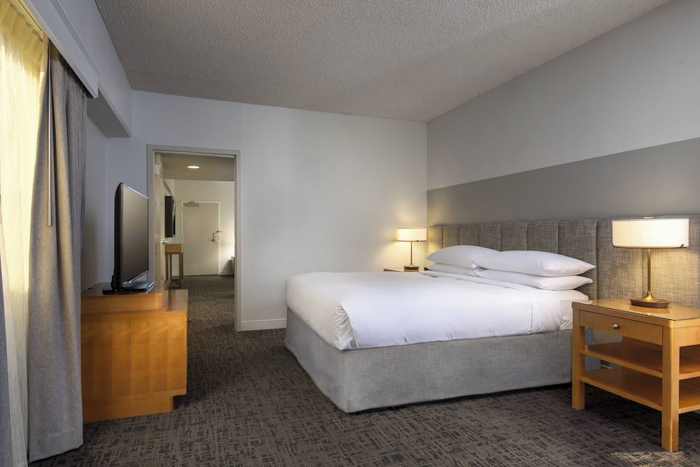 Renaissance Palm Springs Hotel - photo 13