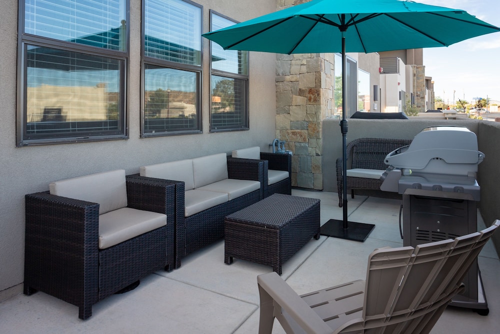 Town Center Resort - photo 568