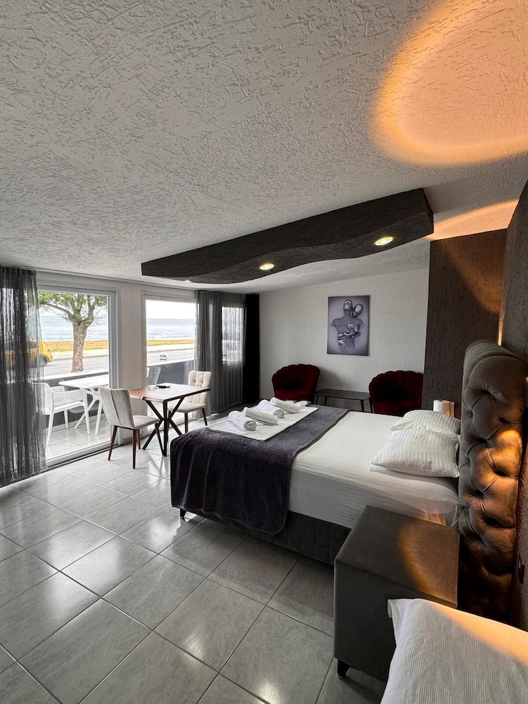 İdeal Butik Otel — Arnavutkoey — photo 5