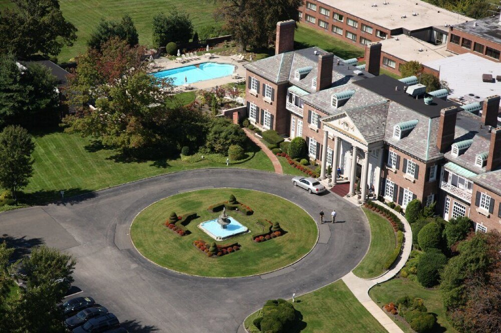 The Mansion at Glen Cove - photo 31