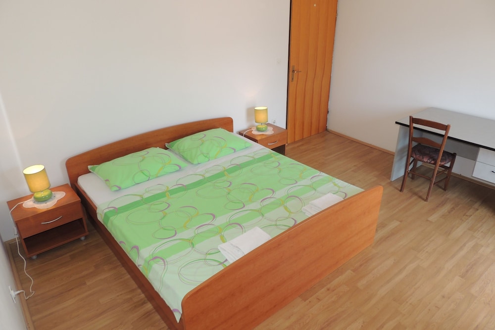 Apartments Travarevic