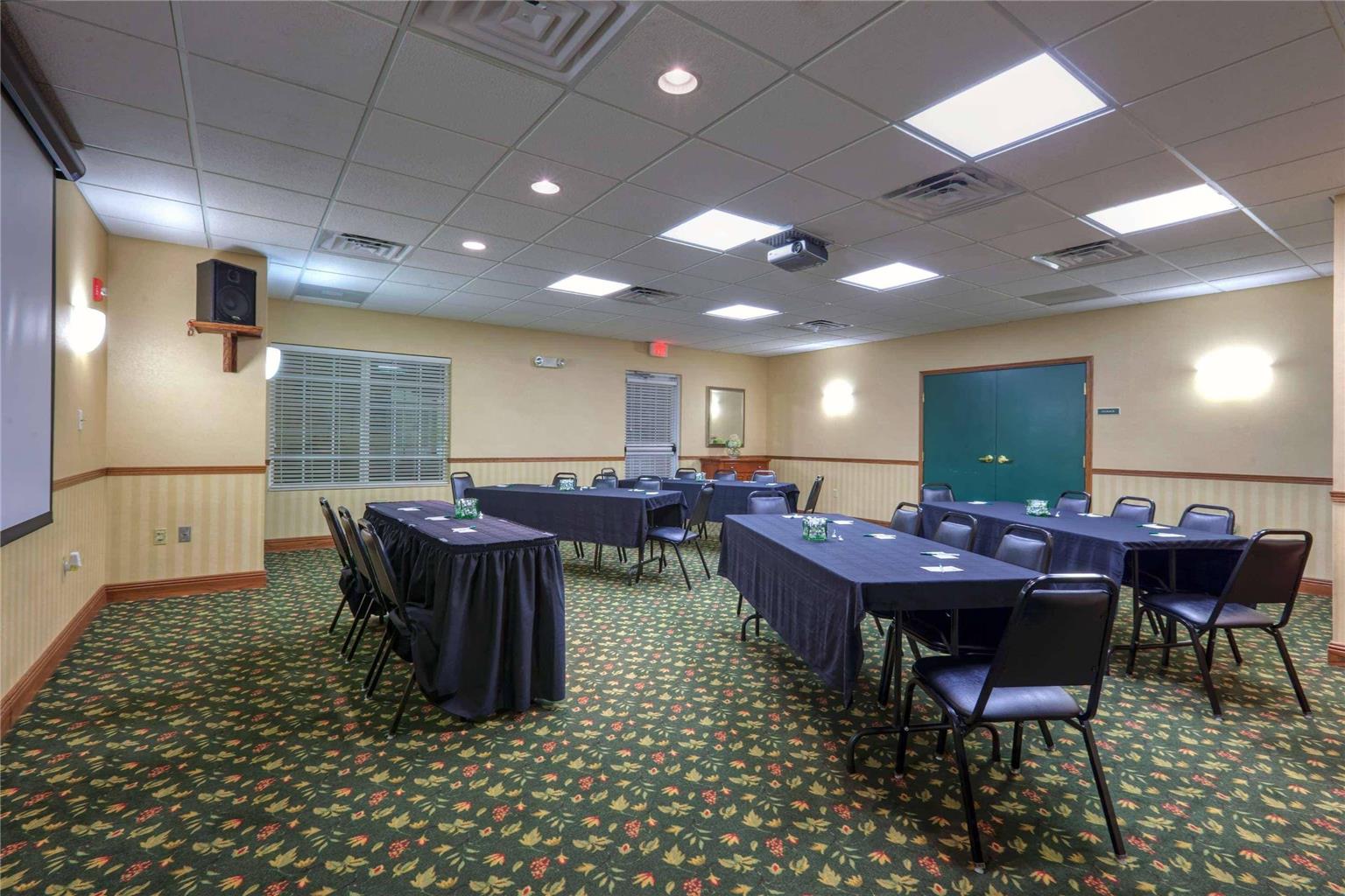 Country Inn & Suites by Radisson Winchester VA - photo 13