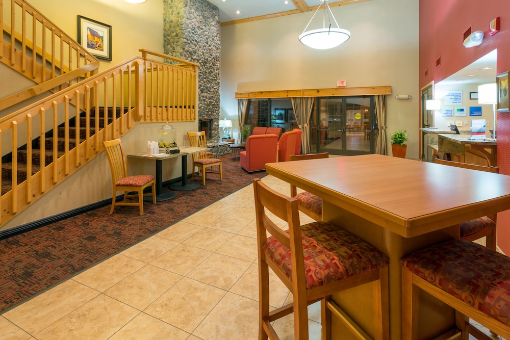 Holiday Inn Express Grants Pass an IHG Hotel - photo 4