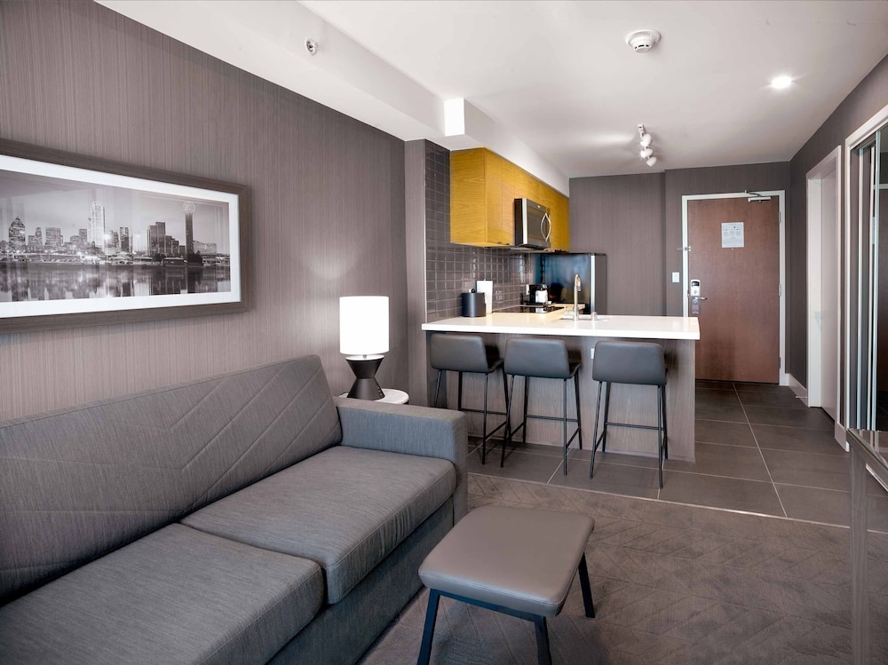 Sandman Signature Plano Frisco Hotel - photo 8