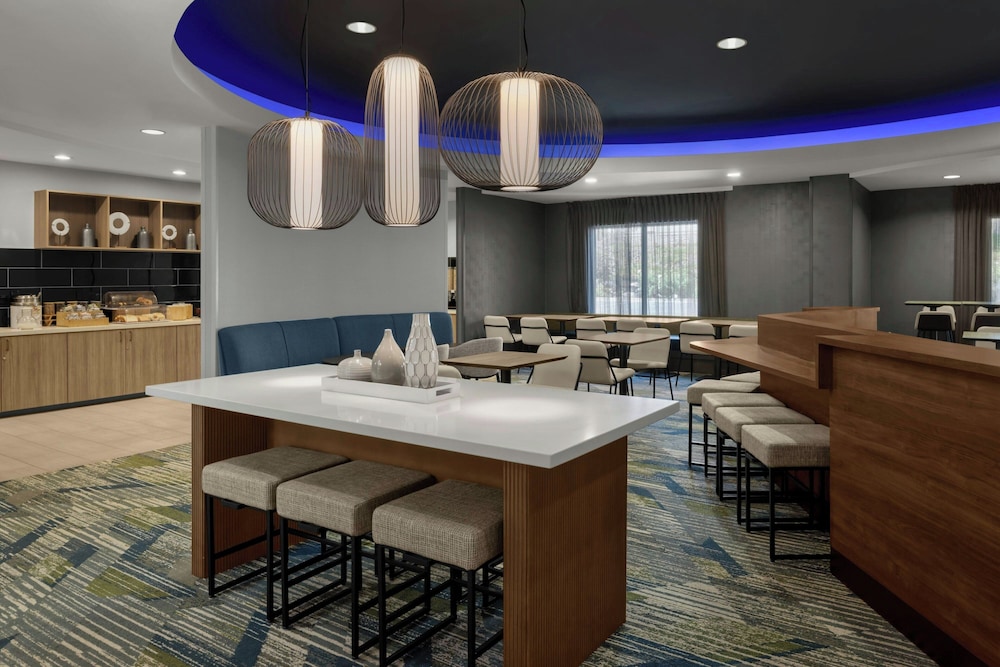 SpringHill Suites Lehi at Thanksgiving Point - photo 23