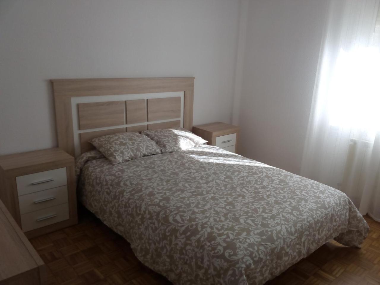 Calle Lardero Apartamento — 4-Star Luxury Hotel in Logrono, Spain