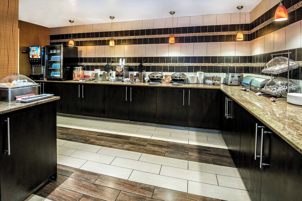 TownePlace Suites by Marriott San Antonio Downtown Riverwalk - photo 25