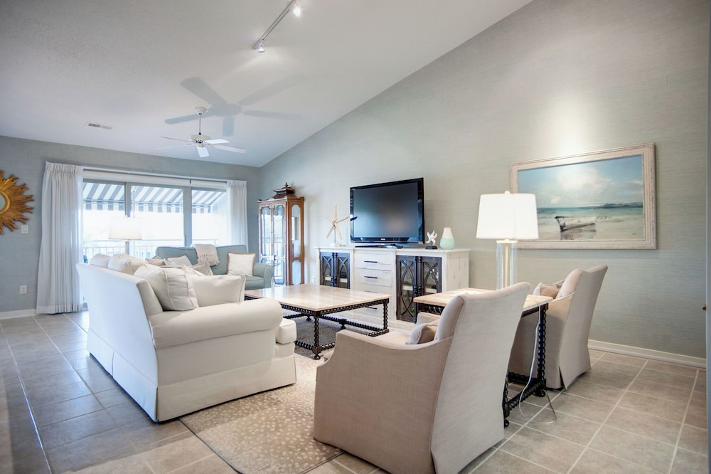 1738 Bluff Villas at The Sea Pines Resort in Hilton Head Island, United States