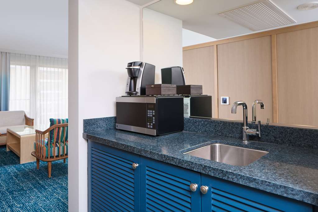 Outrigger Reef Waikiki Beach Resort - photo 136